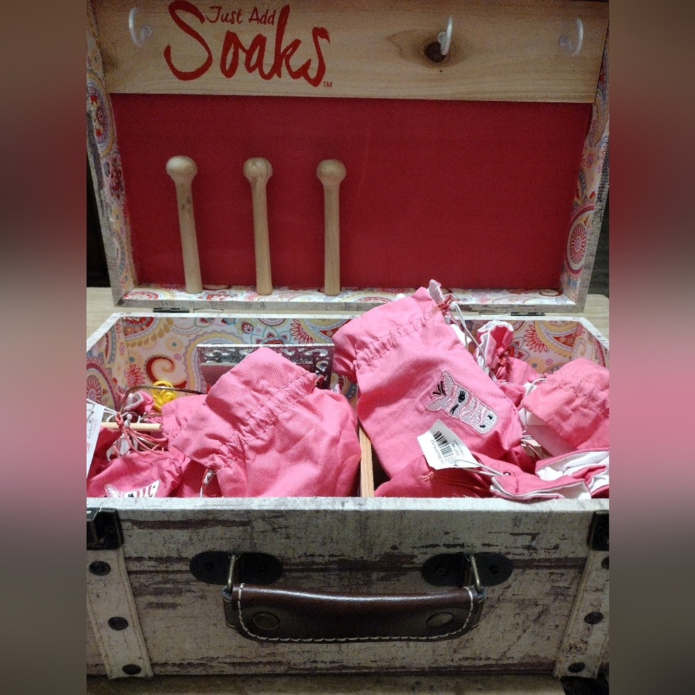 Pink zebra original just add soaks box.